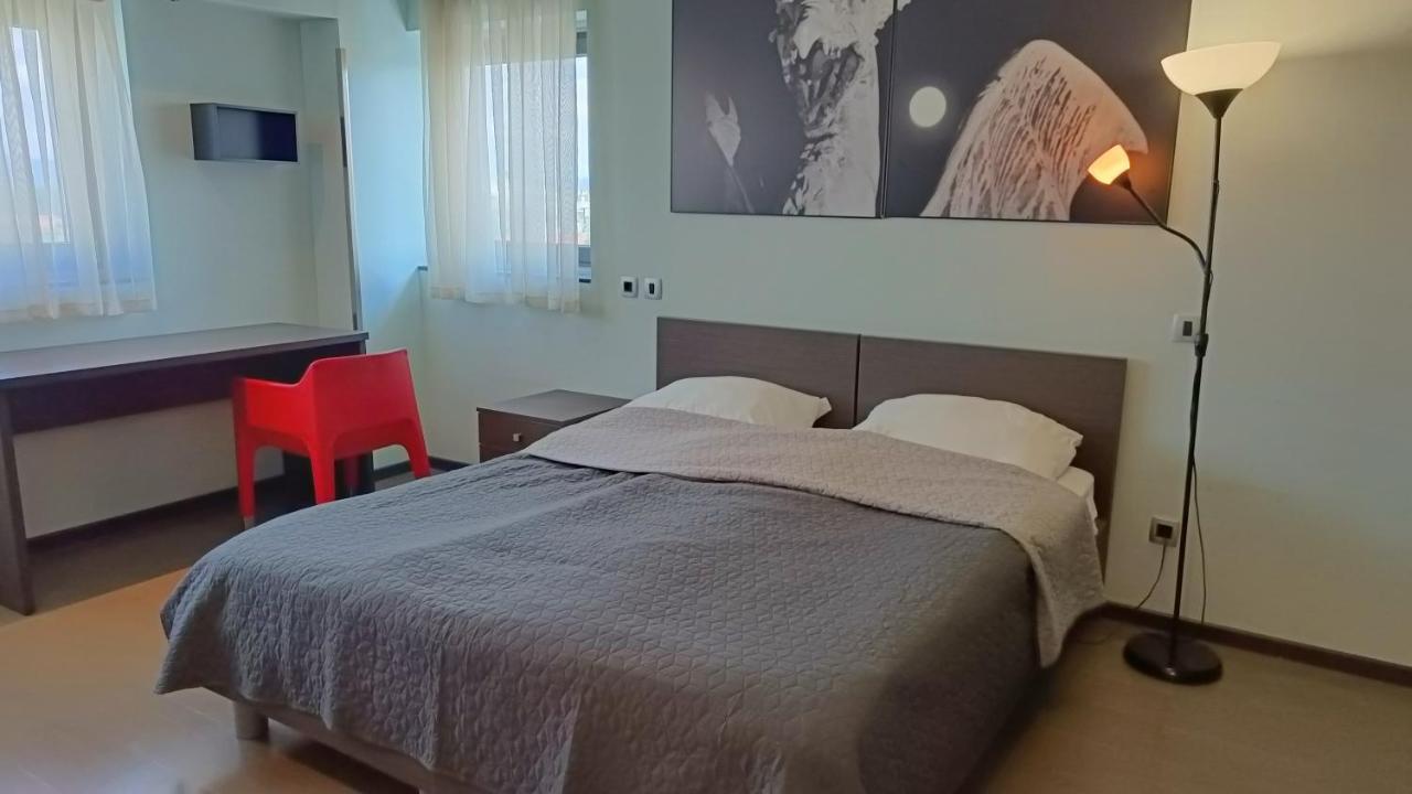 Nitro Rooms Ljubljana Buitenkant foto