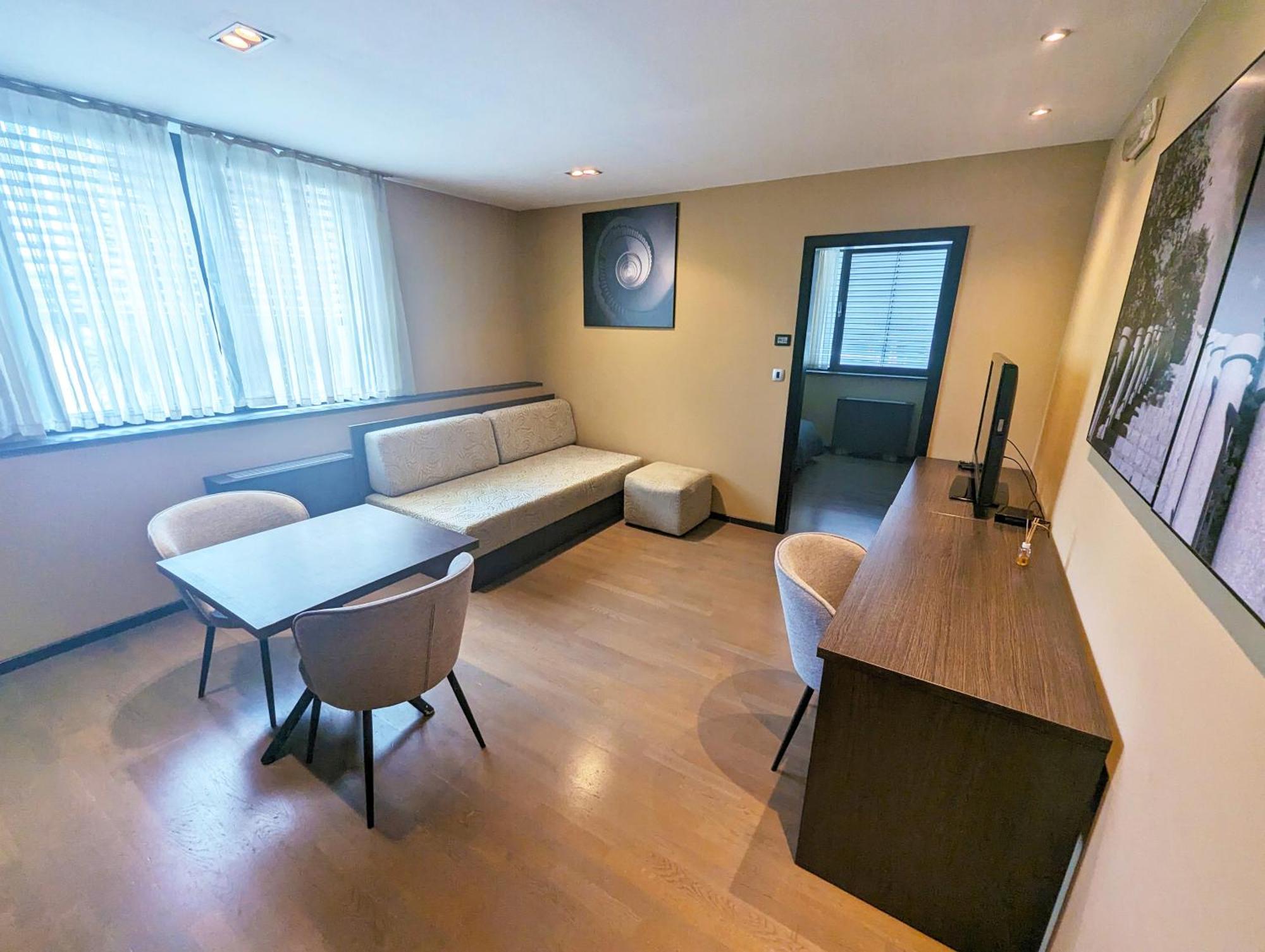 Nitro Rooms Ljubljana Buitenkant foto